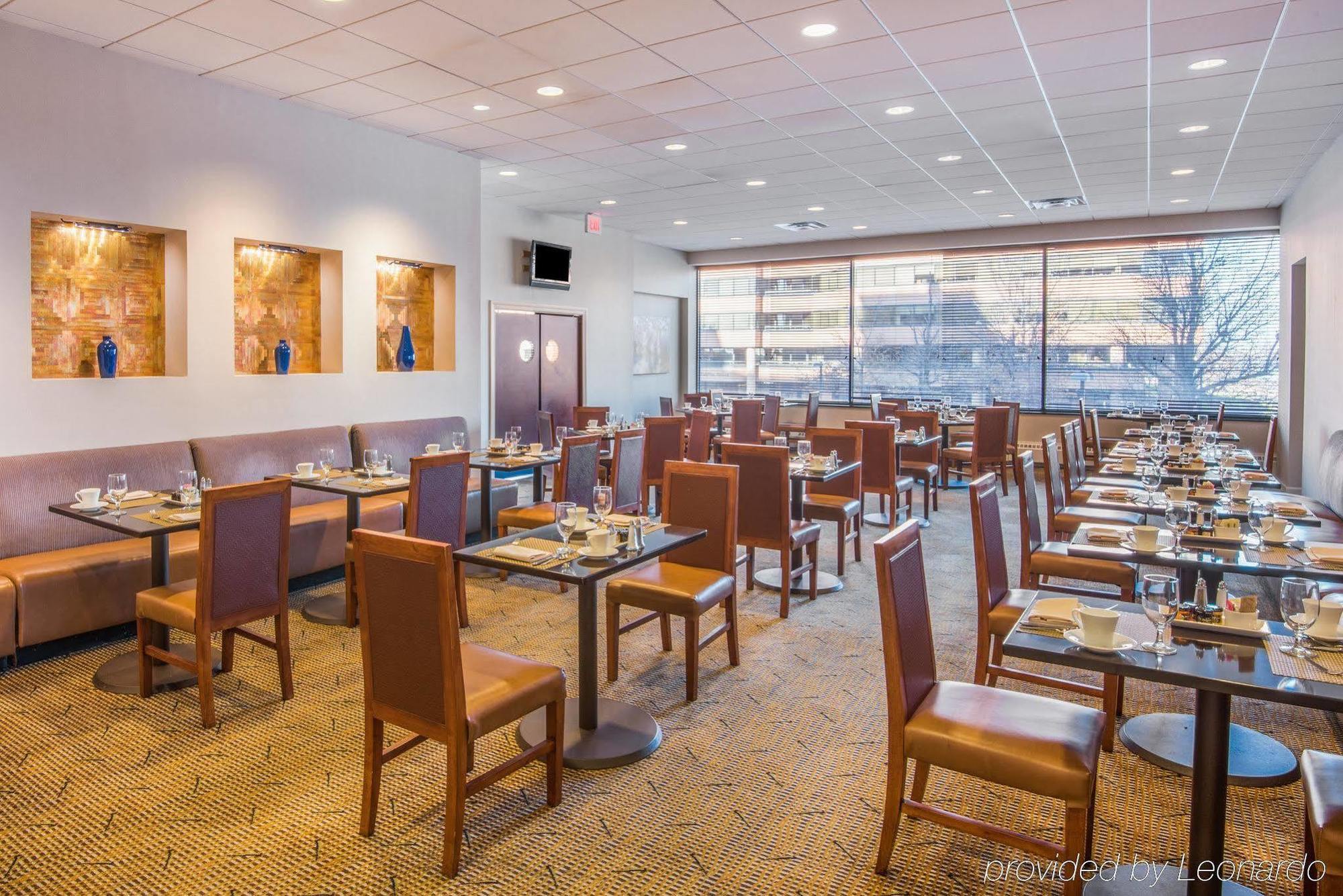 Crowne Plaza Hotel Old Town Alexandria Exterior foto