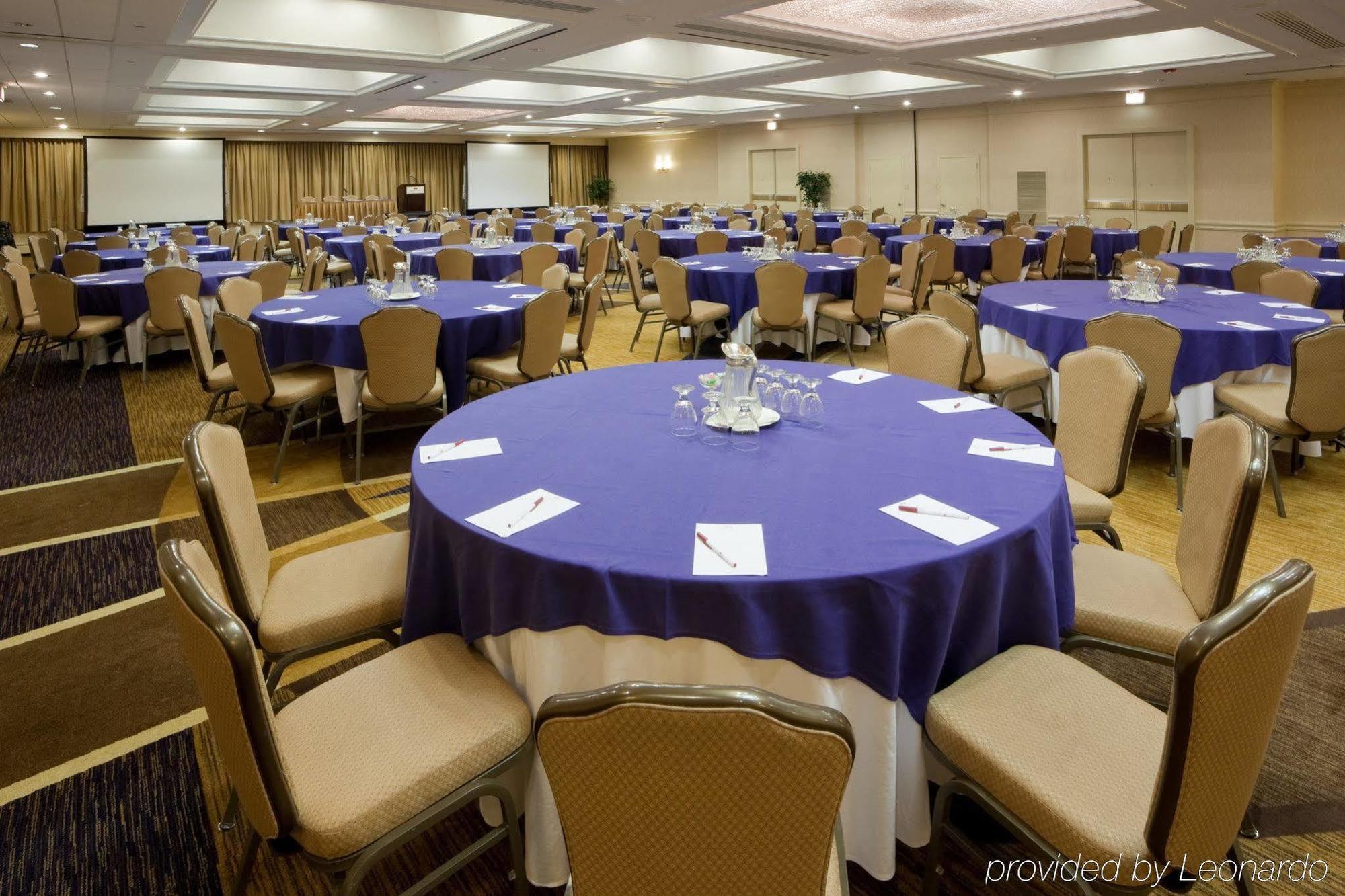 Crowne Plaza Hotel Old Town Alexandria Einrichtungen foto