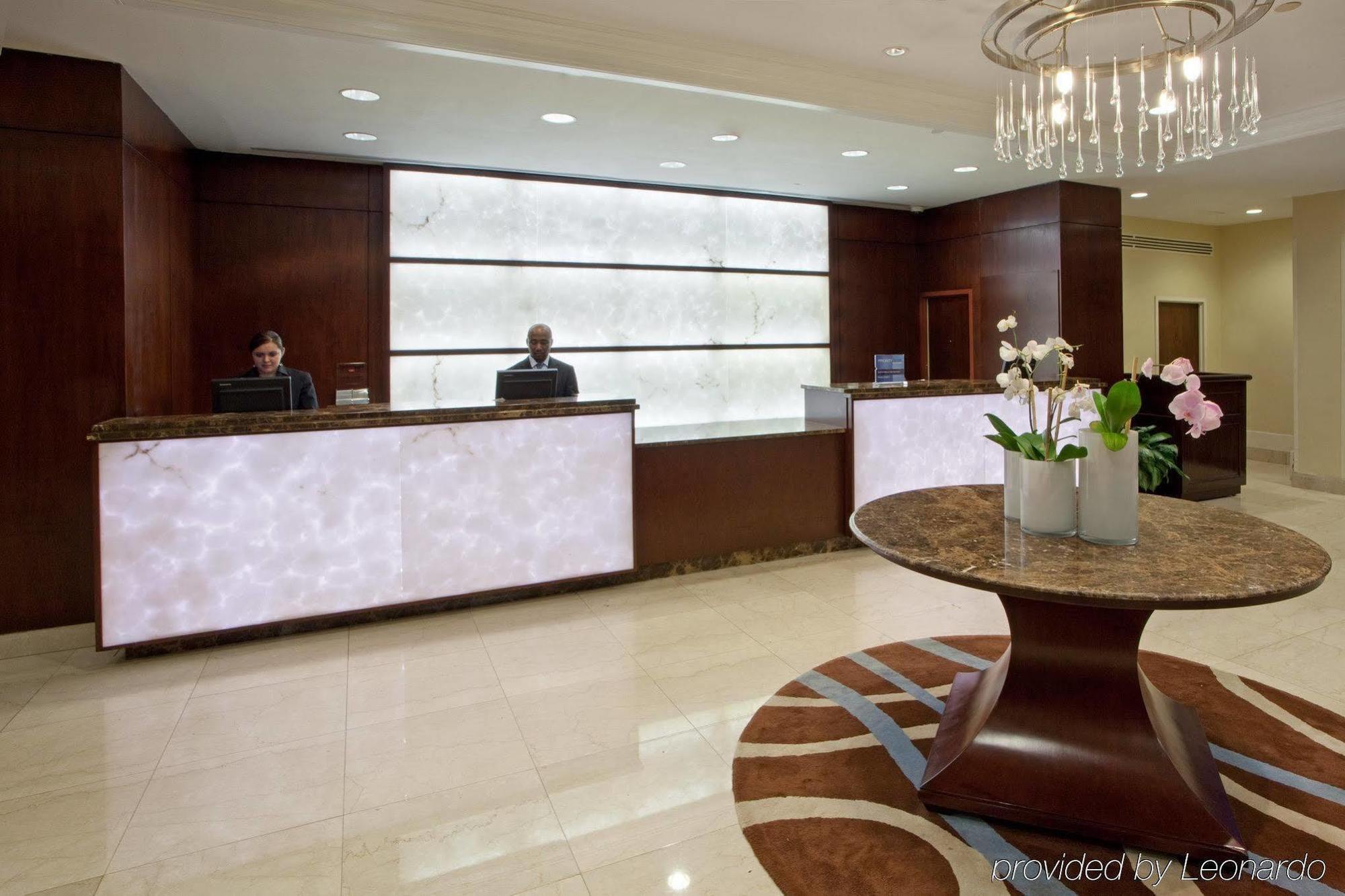 Crowne Plaza Hotel Old Town Alexandria Interior foto